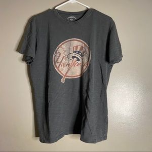 Vintage Yankee 47 tee